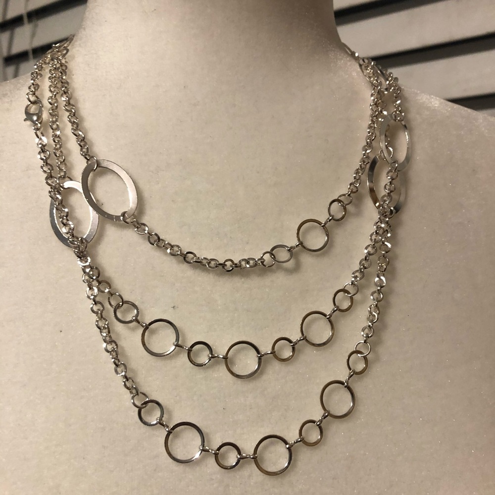 Croft & Barrow Wrap Around Circular Silver Tone Nec…